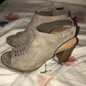 Gap Booties size 9